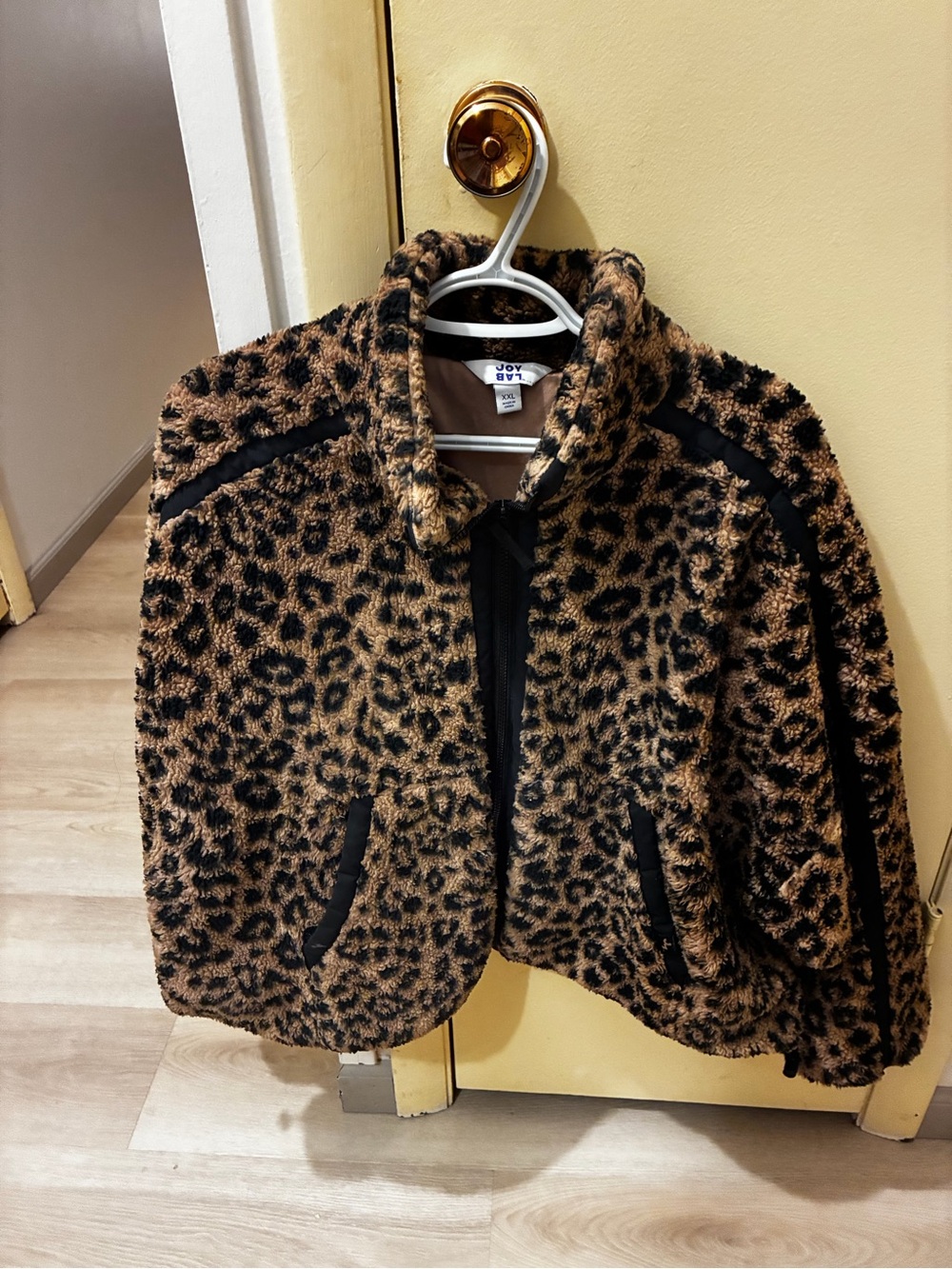 Joylab leopard fleece zip up jacket